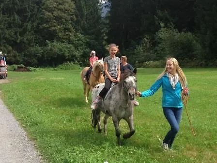 Gaestehaus Berger Appartement Tröpolach