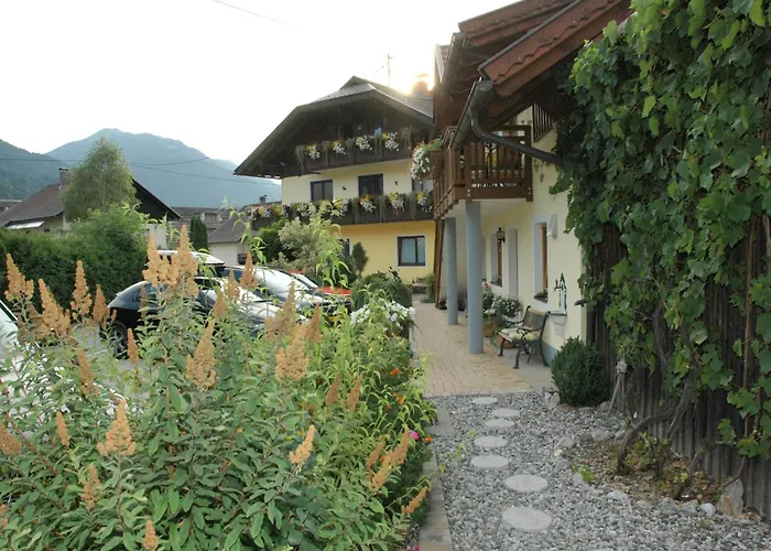 Gaestehaus Berger Tropolach